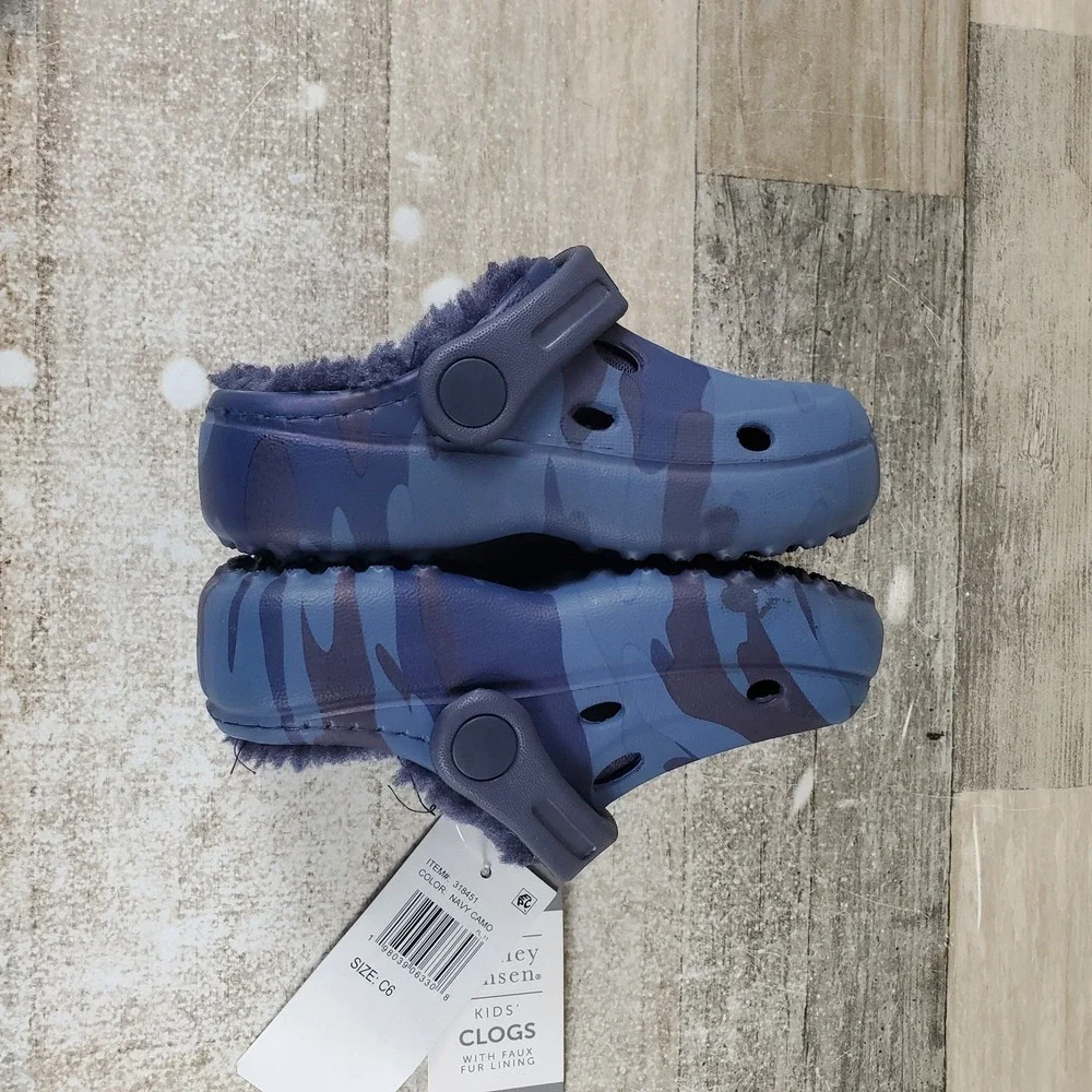 Berkley Jensen Kids Clogs Sz 6 Comfort Navy Camo Faux Fur Round Toe Shoes